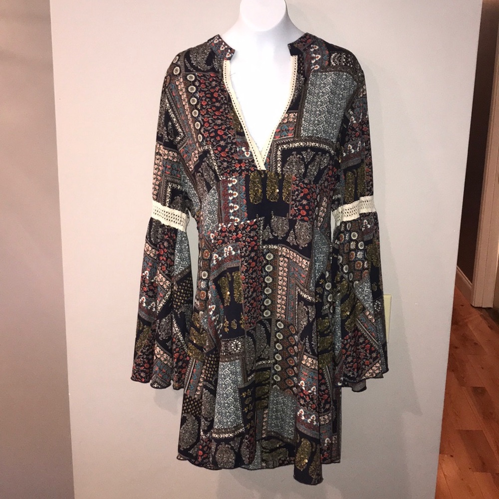 Miin Boho Bell Sleeve Dress